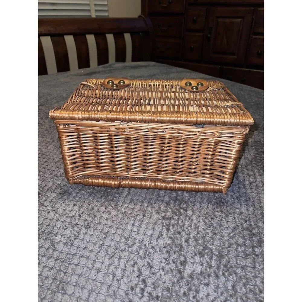 Vintage Rattan Suitcase Wicker Chest Picnic and Wine Box